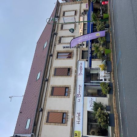 Logis Hotel Le Bocage Montmarault Exteriör bild