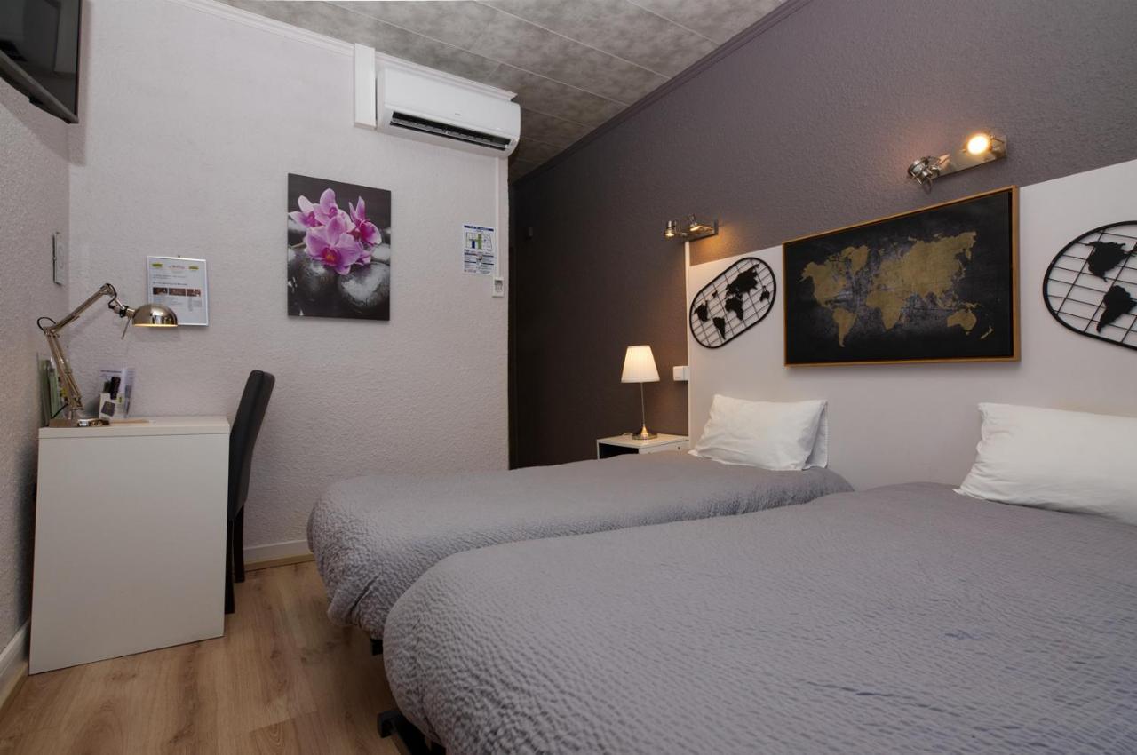 Logis Hotel Le Bocage Montmarault Exteriör bild